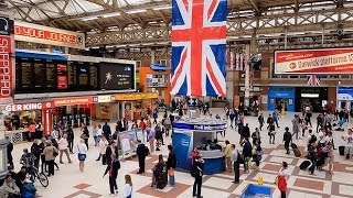 A Walk Through The London Victoria Station London England [upl. by Uyekawa]